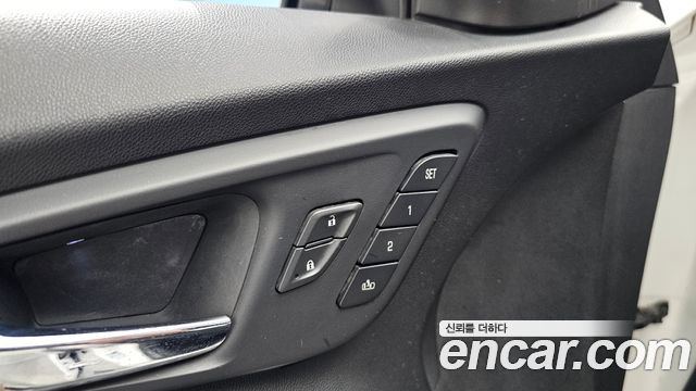 Chevrolet Malibu 1.3 Turbo Premier 2019 — фото 17