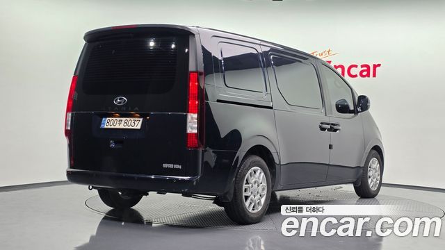 Hyundai Staria L3.5 Cargo 3-Seater Modern 2022 — фото 2