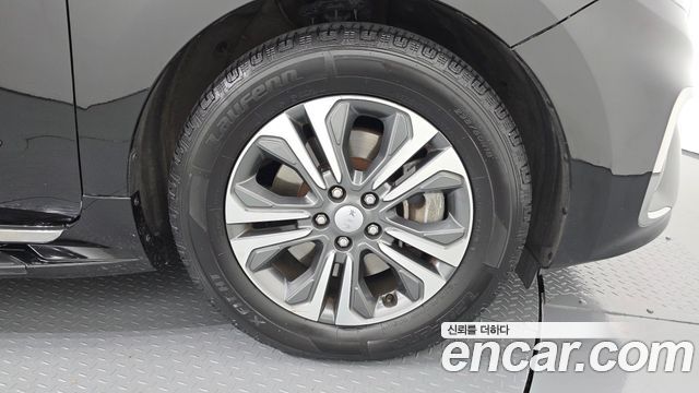 Kia Carnival 9-Seater Luxury 2019 — фото 21
