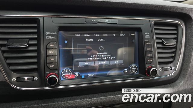 Kia Carnival 9-Seater Luxury 2019 — фото 30