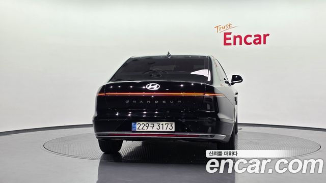 Hyundai Grandeur (GN7) 2,5 Gasoline 2WD Premium 2023 — фото 4
