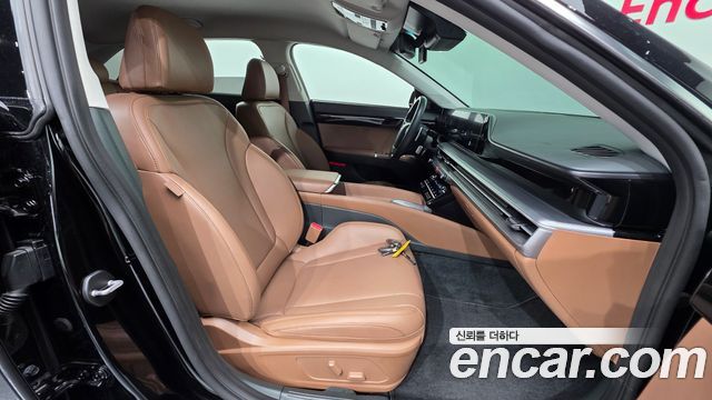 Hyundai Grandeur (GN7) 2,5 Gasoline 2WD Premium 2023 — фото 10
