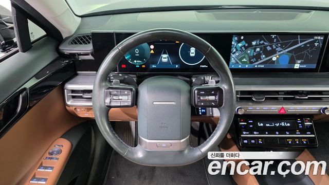 Hyundai Grandeur (GN7) 2,5 Gasoline 2WD Premium 2023 — фото 14