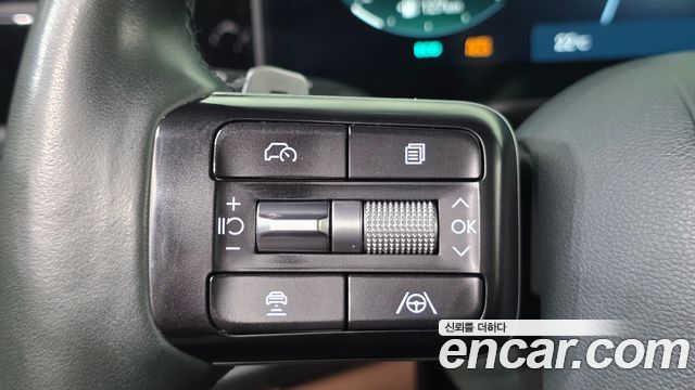 Hyundai Grandeur (GN7) 2,5 Gasoline 2WD Premium 2023 — фото 15
