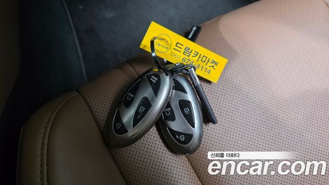 Hyundai Grandeur (GN7) 2,5 Gasoline 2WD Premium 2023 — фото 31