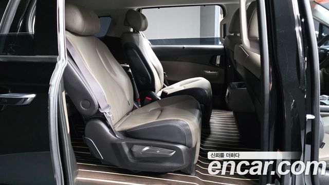 Kia Carnival (IV) HEV 7seater Nobless 2025 — фото 26