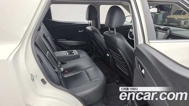 KG Mobility (SsangYong) Very New Tivoli Gasoline 1.5 2WD V3 2022 — фото 12