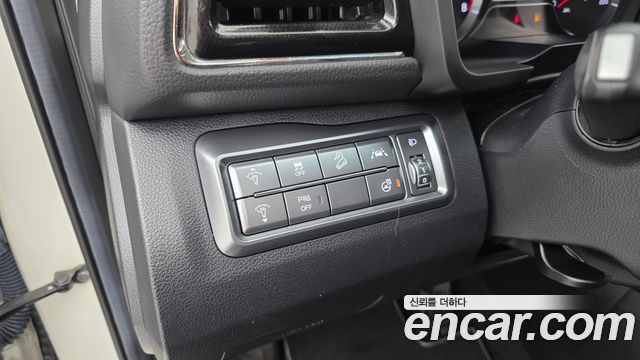 KG Mobility (SsangYong) Very New Tivoli Gasoline 1.5 2WD V3 2022 — фото 16