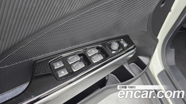 KG Mobility (SsangYong) Very New Tivoli Gasoline 1.5 2WD V3 2022 — фото 17