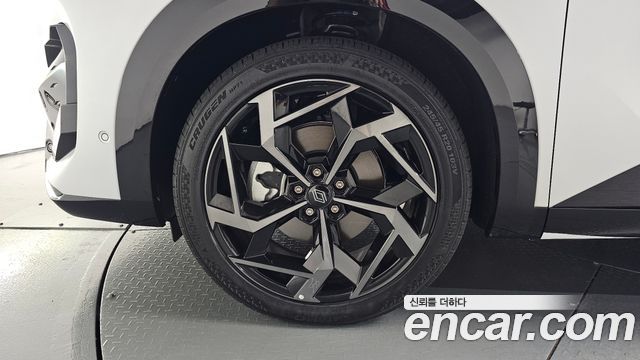 Renault Korea Filante 1.5 E-Tech Esprit Alpine 2WD 2027 — фото 5
