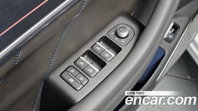 Renault Korea Filante 1.5 E-Tech Esprit Alpine 2WD 2027 — фото 35