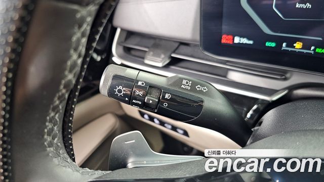 Kia Carnival (IV) HEV 9seater Signature 2024 — фото 18