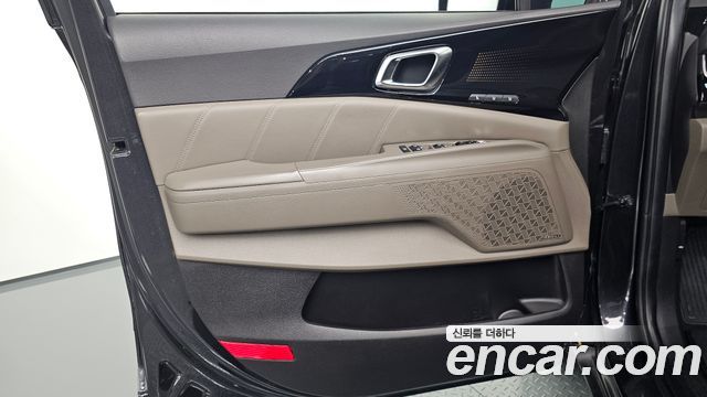 Kia Carnival (IV) HEV 9seater Signature 2024 — фото 24