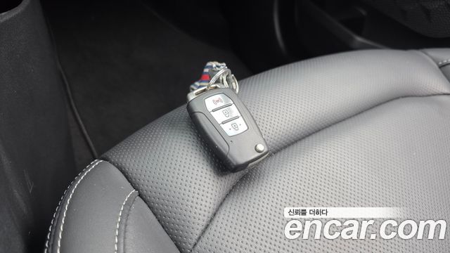 KG Mobility (SsangYong) Torres Gasoline 1.5 2WD T5 2023 — фото 16