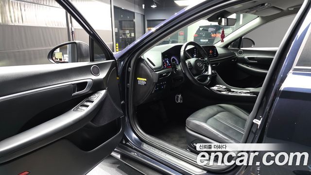 Hyundai Sonata (DN8) 2.0 Premium 2020 — фото 10