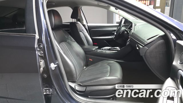Hyundai Sonata (DN8) 2.0 Premium 2020 — фото 11