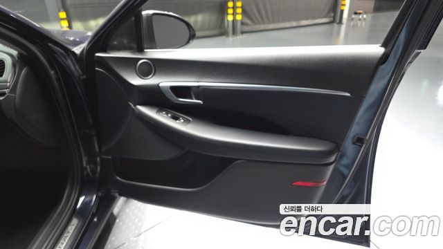 Hyundai Sonata (DN8) 2.0 Premium 2020 — фото 24