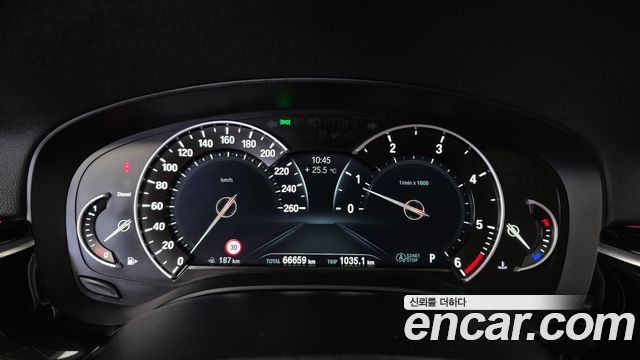 BMW 5 Series (G30) 520d Luxury Special Edition 2018 — фото 8