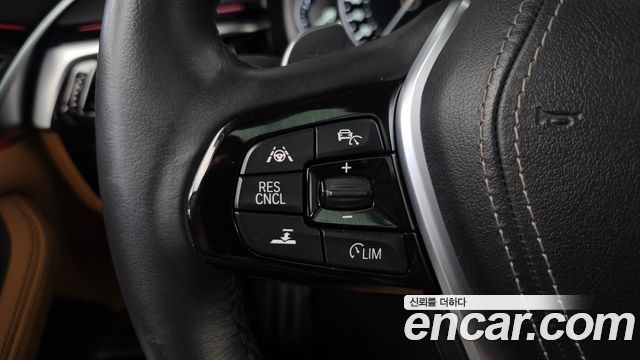 BMW 5 Series (G30) 520d Luxury Special Edition 2018 — фото 39