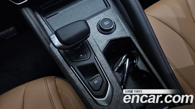 Renault Korea Filante 1.5 E-Tech Iconic 2WD 2027 — фото 9