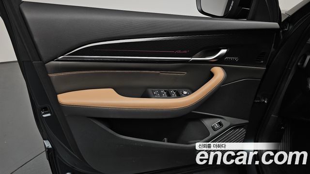 Renault Korea Filante 1.5 E-Tech Iconic 2WD 2027 — фото 24