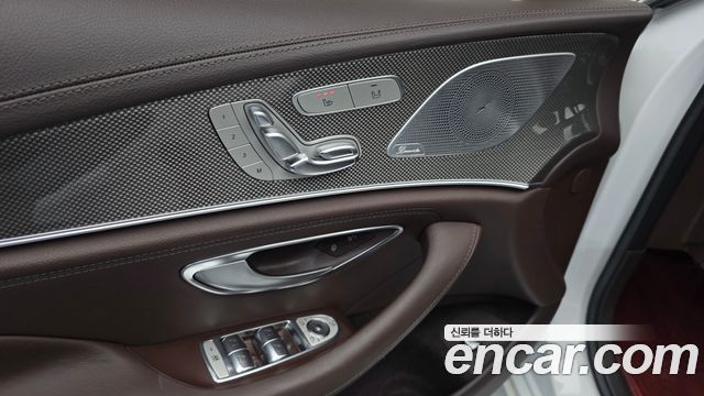 Mercedes-Benz CLS-Class (C257) CLS300d AMG Line 2019 — фото 19