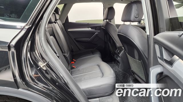 Audi Q5 (FY) 45 TFSI Quattro 2021 — фото 11