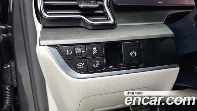 Kia Sportage Hybrid (V) Signature 2WD 2023 — фото 17