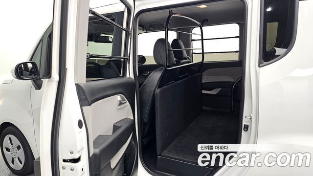 Kia Ray EV Van 2-Seater AIr 2024 — фото 13