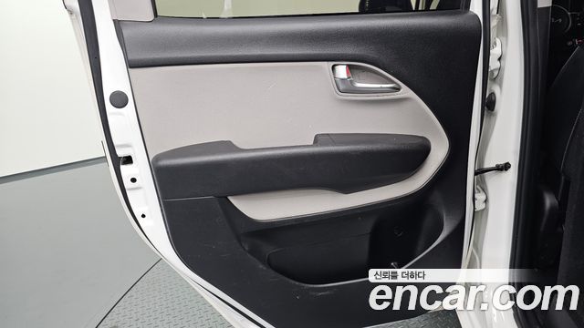Kia Ray EV Van 2-Seater AIr 2024 — фото 25