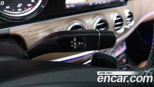Mercedes-Benz E-Class (W213) E300 4MATIC Exclusive 2018 — фото 9