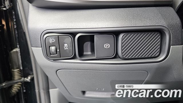 Kia Tasman 2.5T Gasoline 4WD Adventure 2026 — фото 14