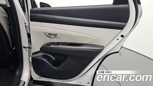Hyundai Tucson Hybrid (NX4) HEV 1.6 2WD Inspiration 2024 — фото 25