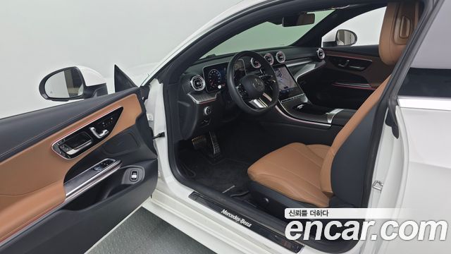 Mercedes-Benz CLE-Class (C236) CLE200 Coupe 2024 — фото 10