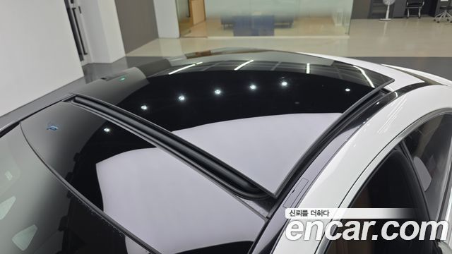 Mercedes-Benz CLE-Class (C236) CLE200 Coupe 2024 — фото 15