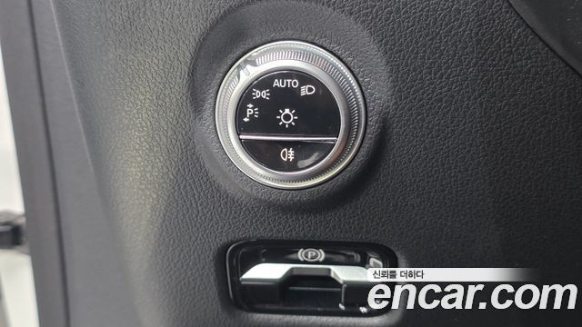 Mercedes-Benz CLE-Class (C236) CLE200 Coupe 2024 — фото 29