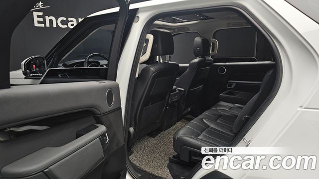 Land Rover Discovery 5 2.0 SD4 SE 2018 — фото 12