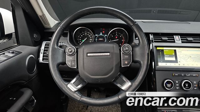 Land Rover Discovery 5 2.0 SD4 SE 2018 — фото 13