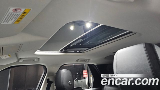 Land Rover Discovery 5 2.0 SD4 SE 2018 — фото 19
