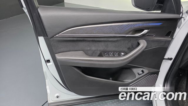 Renault Korea Grand Koleos 1.5 E-TECH Esprit Alphine 2WD 2025 — фото 24