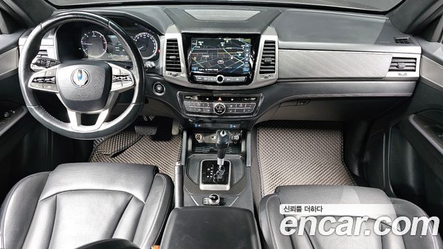KG Mobility (SsangYong) Rexton Sports Khan Diesel 2.2 4WD Professional X (5-Link) 2019 — фото 7