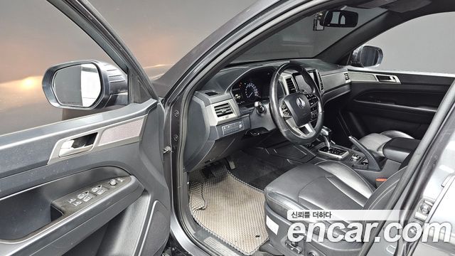 KG Mobility (SsangYong) Rexton Sports Khan Diesel 2.2 4WD Professional X (5-Link) 2019 — фото 11