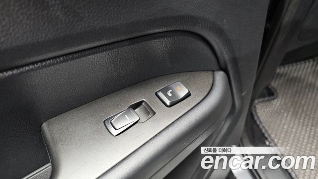KG Mobility (SsangYong) Rexton Sports Khan Diesel 2.2 4WD Professional X (5-Link) 2019 — фото 19
