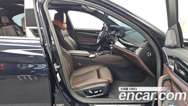 BMW 5 Series (G30) 530i M Sport Package 2022 — фото 11