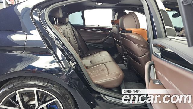 BMW 5 Series (G30) 530i M Sport Package 2022 — фото 12