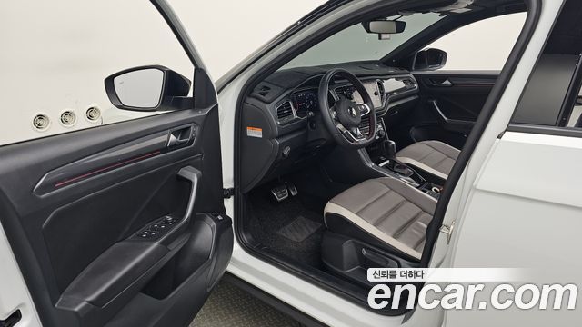Volkswagen T-Roc 2.0 TDI Prestige 2022 — фото 10