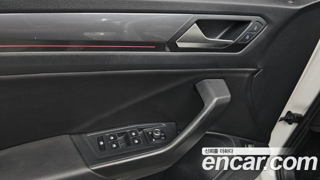 Volkswagen T-Roc 2.0 TDI Prestige 2022 — фото 19
