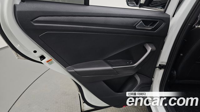 Volkswagen T-Roc 2.0 TDI Prestige 2022 — фото 25