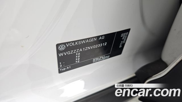Volkswagen T-Roc 2.0 TDI Prestige 2022 — фото 39