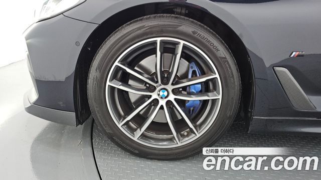 BMW 5 Series (G30) 520i M Sport 2022 — фото 5